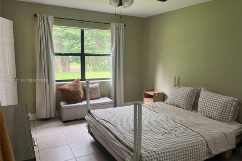 Copropriété à vendre à Pembroke Pines, Floride: 2 chambres, 74.88 m2 № 2390025 - photo 6