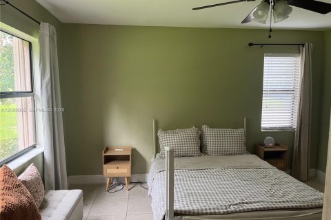 Copropriété à vendre à Pembroke Pines, Floride: 2 chambres, 74.88 m2 № 2390025 - photo 7