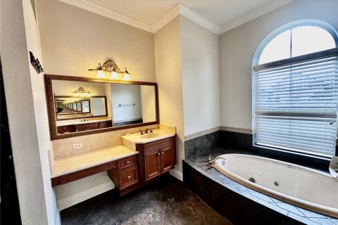 Casa en alquiler en Orlando, Florida, 5 dormitorios, 453.36 m2 № 1838020 - foto 20