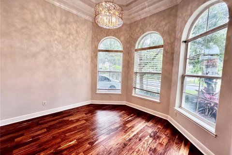 Casa en alquiler en Orlando, Florida, 5 dormitorios, 453.36 m2 № 1838020 - foto 13