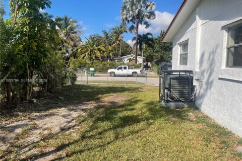 Villa ou maison à vendre à Homestead, Floride: 3 chambres, 98.1 m2 № 2080252 - photo 13