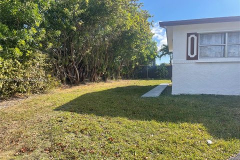 Villa ou maison à vendre à Homestead, Floride: 3 chambres, 98.1 m2 № 2080252 - photo 11