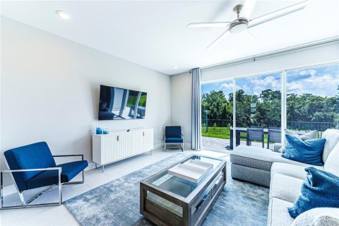 Townhouse in Kissimmee, Florida 3 bedrooms, 158.31 sq.m. № 2199274 - photo 6