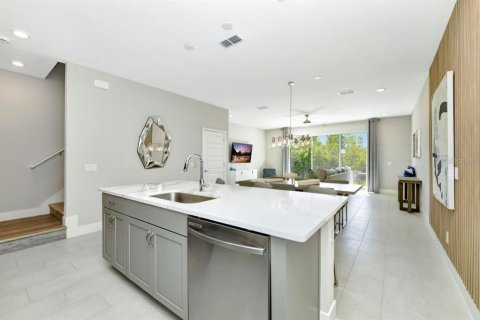 Townhouse in Kissimmee, Florida 3 bedrooms, 158.31 sq.m. № 2199274 - photo 10