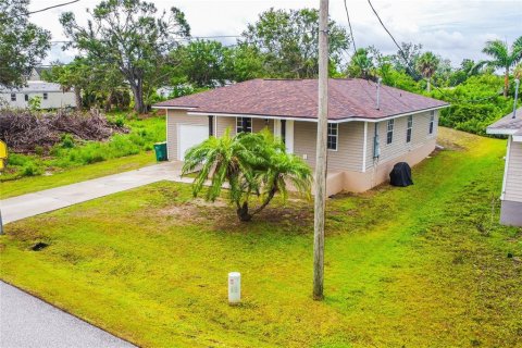 House in Punta Gorda, Florida 3 bedrooms, 108.7 sq.m. № 1888662 - photo 20