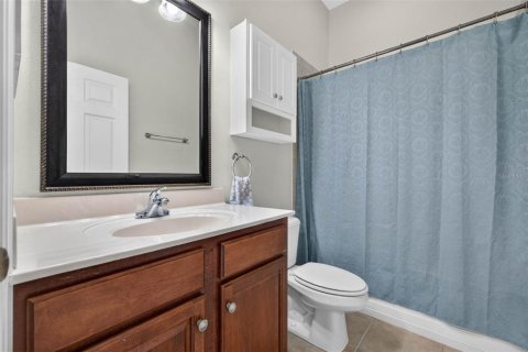 Casa en venta en Brandon, Florida, 6 dormitorios, 380.81 m2 № 2140261 - foto 30