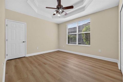 Casa en venta en Brandon, Florida, 6 dormitorios, 380.81 m2 № 2140261 - foto 28
