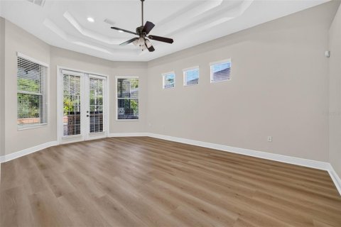 Casa en venta en Brandon, Florida, 6 dormitorios, 380.81 m2 № 2140261 - foto 19