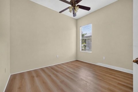 Casa en venta en Brandon, Florida, 6 dormitorios, 380.81 m2 № 2140261 - foto 29