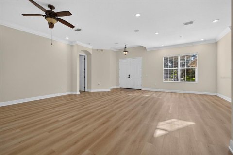 Casa en venta en Brandon, Florida, 6 dormitorios, 380.81 m2 № 2140261 - foto 6