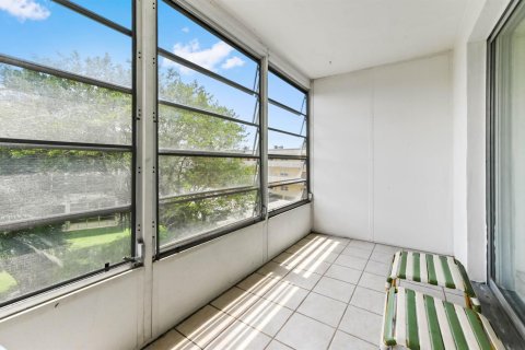 Condo in Lauderhill, Florida, 2 bedrooms  № 2193854 - photo 21
