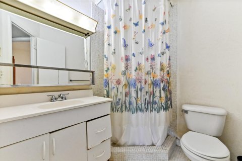 Condo in Lauderhill, Florida, 2 bedrooms  № 2193854 - photo 13