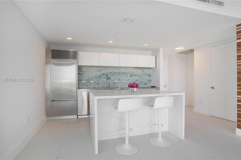 Condo à Miami, Floride, 2 chambres № 2390415