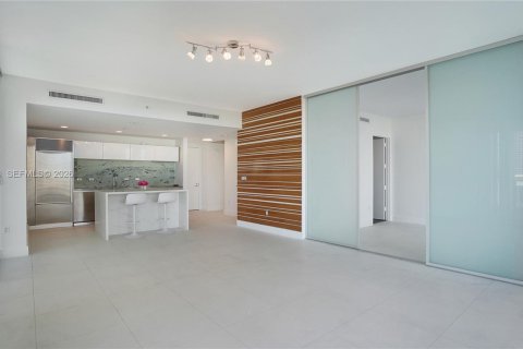 Copropriété à louer à Miami, Floride: 2 chambres, 104.33 m2 № 2390415 - photo 5