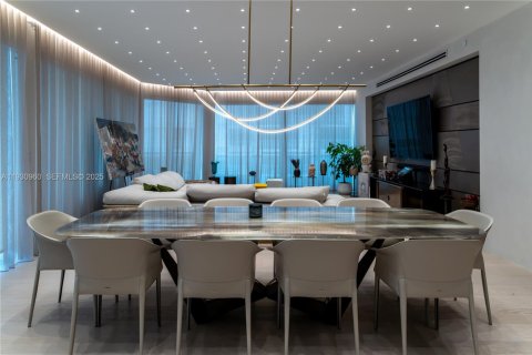 Купить кондоминиум в Бэл-Харбор, Флорида 3 спальни, 288.93м2, № 2249136 - фото 30