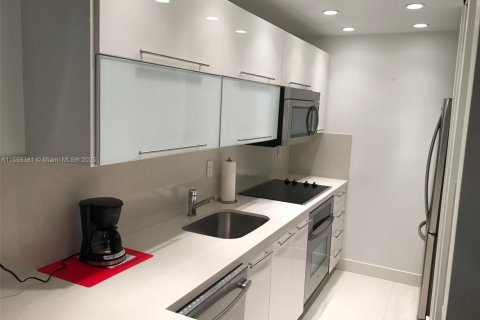 Condominio en alquiler en Miami Beach, Florida, 1 dormitorio, 80.36 m2 № 1963064 - foto 7