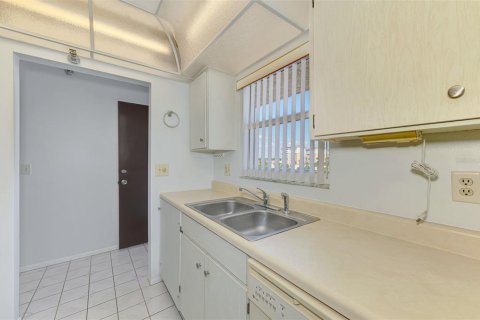 Купить кондоминиум в Венеция, Флорида 5 комнат, 83.61м2, № 2229145 - фото 11
