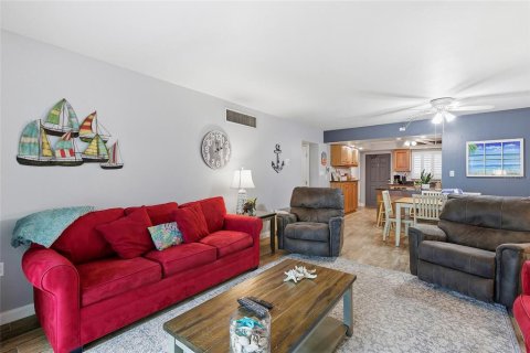 Copropriété à vendre à New Smyrna Beach, Floride: 2 chambres, 93.83 m2 № 2315101 - photo 13
