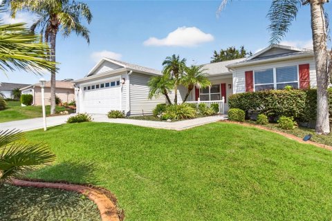 Villa ou maison à vendre à The Villages, Floride: 3 chambres, 141.86 m2 № 2416660 - photo 2