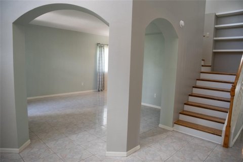 House in Land O' Lakes, Florida 5 bedrooms, 271.27 sq.m. № 1805781 - photo 6