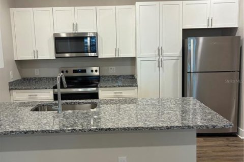 Apartment in Mount Dora, Florida 1 bedroom, 80.92 sq.m. № 1908075 - photo 13