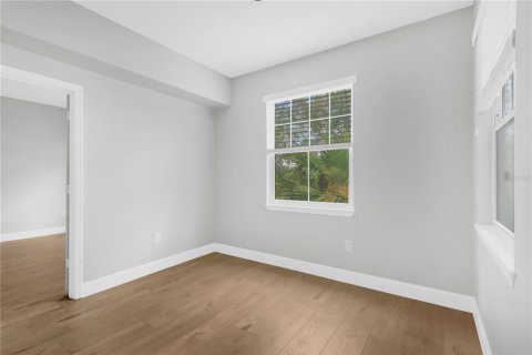 Condo in Tampa, Florida, 1 bedroom № 2214921 - photo 8