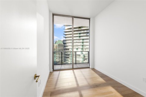 Condo in Miami, Florida, 4 bedrooms  № 1441434 - photo 30