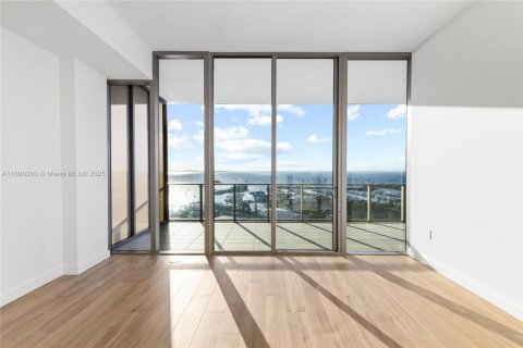 Condo in Miami, Florida, 4 bedrooms  № 1441434 - photo 23