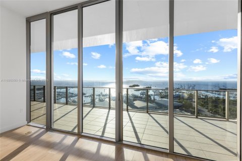 Condo in Miami, Florida, 4 bedrooms  № 1441434 - photo 21