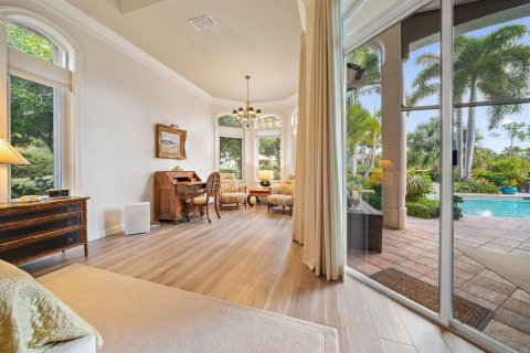 House in West Palm Beach, Florida 3 bedrooms, 346.8 sq.m. № 2146765 - photo 23