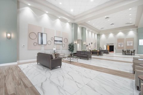 Condo in Sun City Center, Florida, 2 bedrooms  № 2395907 - photo 29