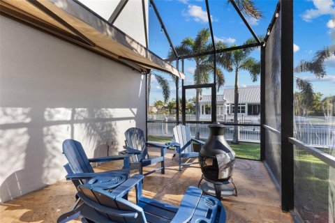 House in Bradenton, Florida 5 bedrooms, 304.72 sq.m. № 1517643 - photo 28