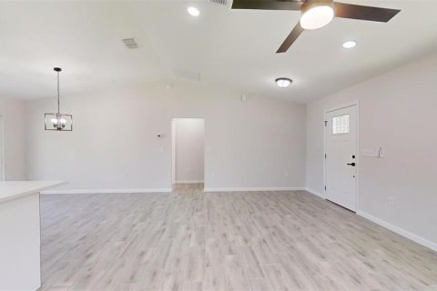House in Ocala, Florida 3 bedrooms, 112.32 sq.m. № 2097449 - photo 23