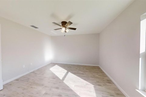 House in Ocala, Florida 3 bedrooms, 112.32 sq.m. № 2097449 - photo 14