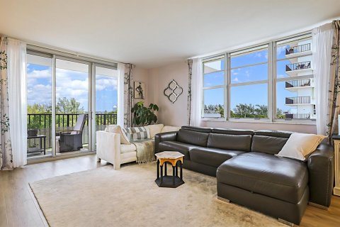 Condo in Boca Raton, Florida, 2 bedrooms  № 2392637 - photo 17