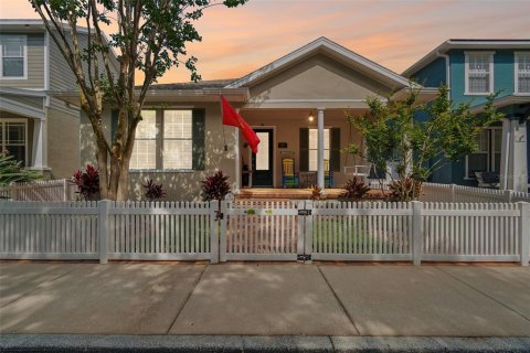 House in New Port Richey, Florida 3 bedrooms, 173.91 sq.m. № 2151811