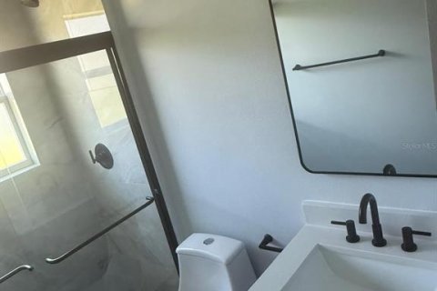 Villa ou maison à louer à Kissimmee, Floride: 4 chambres, 170.2 m2 № 1908169 - photo 9