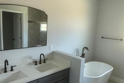 Villa ou maison à louer à Kissimmee, Floride: 4 chambres, 170.2 m2 № 1908169 - photo 12