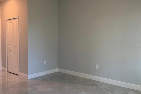 Villa ou maison à louer à Kissimmee, Floride: 4 chambres, 170.2 m2 № 1908169 - photo 6