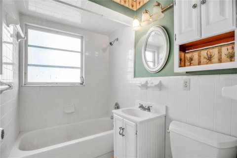 Villa ou maison à vendre à Longwood, Floride: 4 chambres, 152.92 m2 № 2390883 - photo 15