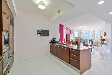 Copropriété à vendre à Sunny Isles Beach, Floride: 2 chambres, 193.61 m2 № 1962551 - photo 24