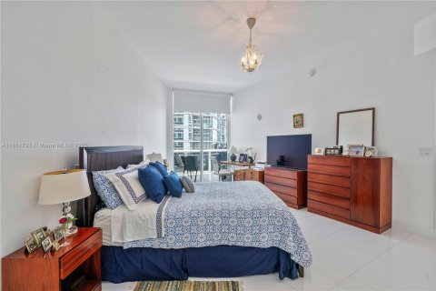 Copropriété à vendre à Sunny Isles Beach, Floride: 2 chambres, 193.61 m2 № 1962551 - photo 14
