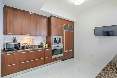 Copropriété à vendre à Sunny Isles Beach, Floride: 2 chambres, 193.61 m2 № 1962551 - photo 22