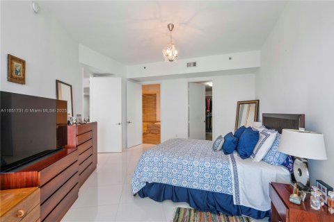 Copropriété à vendre à Sunny Isles Beach, Floride: 2 chambres, 193.61 m2 № 1962551 - photo 15