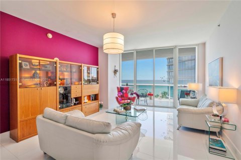 Copropriété à vendre à Sunny Isles Beach, Floride: 2 chambres, 193.61 m2 № 1962551 - photo 6
