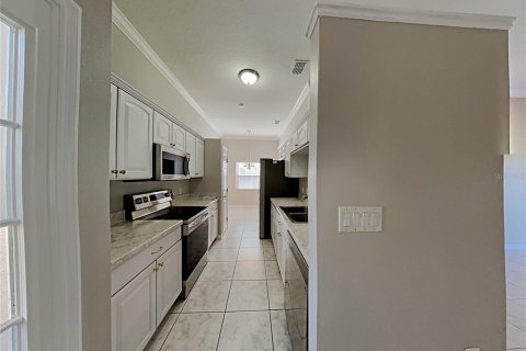 Villa ou maison à vendre à Orlando, Floride: 3 chambres, 93.92 m2 № 2413575 - photo 5