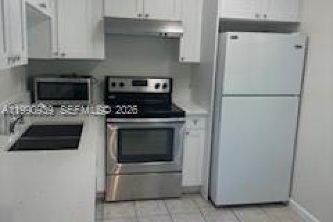 Condo in Davie, Florida, 2 bedrooms  № 2062221 - photo 9