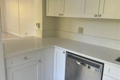 Condo in Davie, Florida, 2 bedrooms  № 2062221 - photo 4