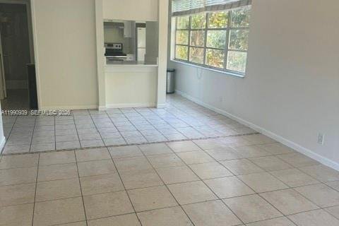 Condo in Davie, Florida, 2 bedrooms  № 2062221 - photo 12
