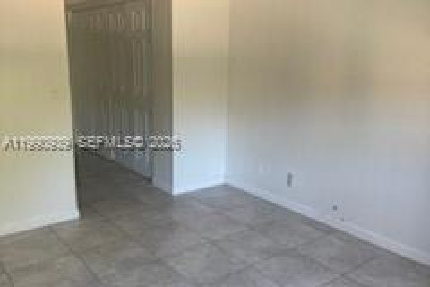 Condo in Davie, Florida, 2 bedrooms  № 2062221 - photo 19